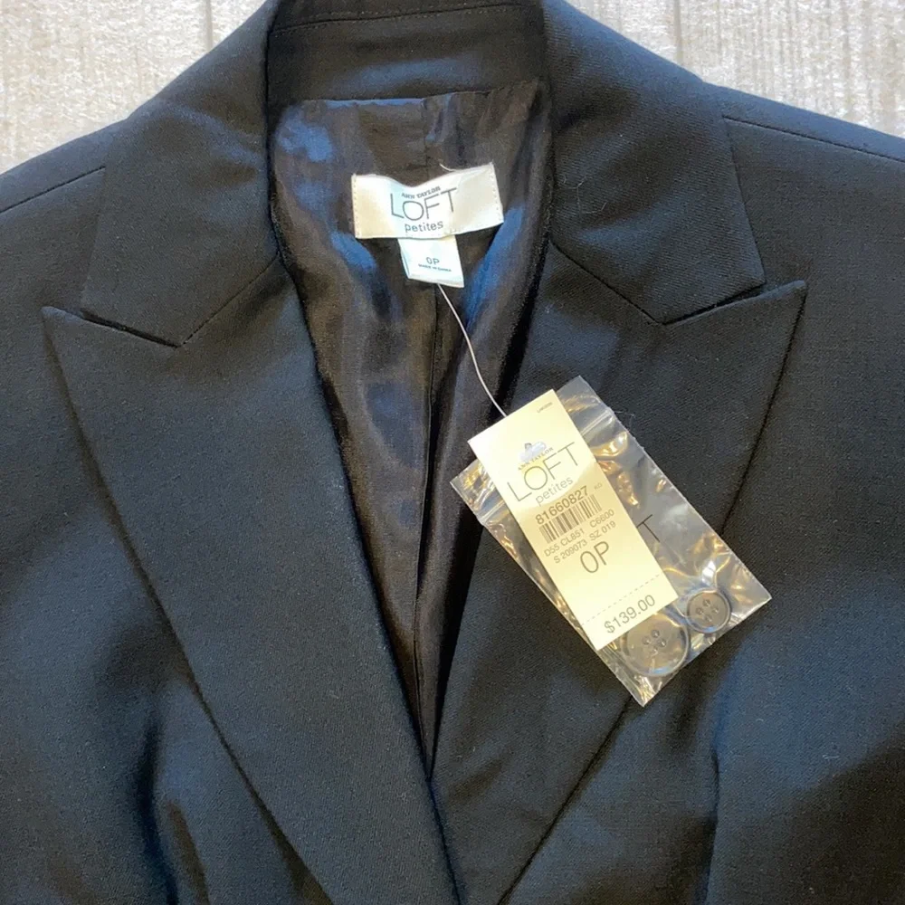Ann Taylor Loft Suit Jacket Blazer, Size 0 Petite - Picture 2 of 5